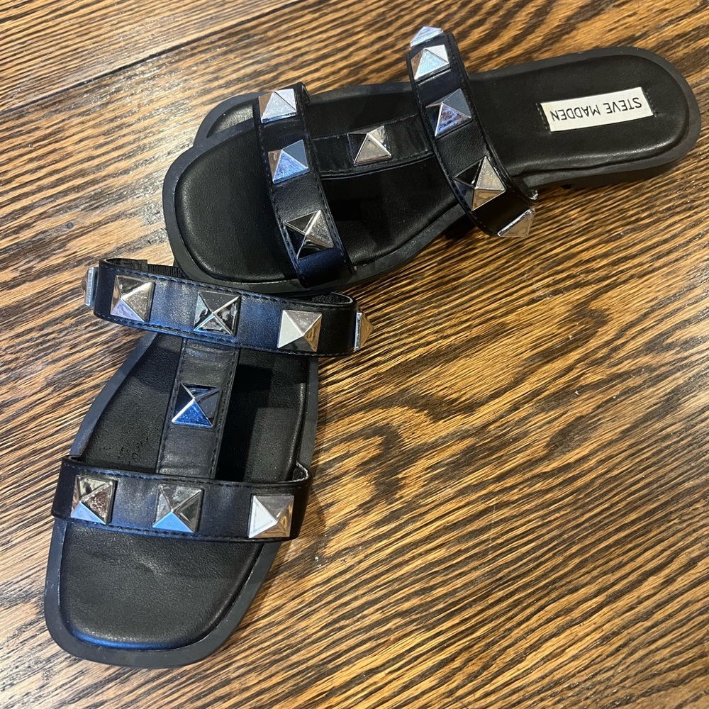 Steve Madden Sandals Size 7 Barely Worn - image 1